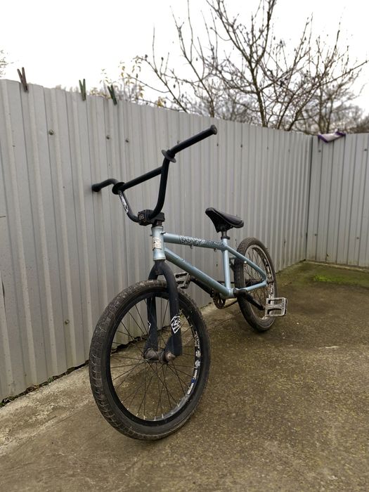 Продам BMX-велосипед у хорошому стані
