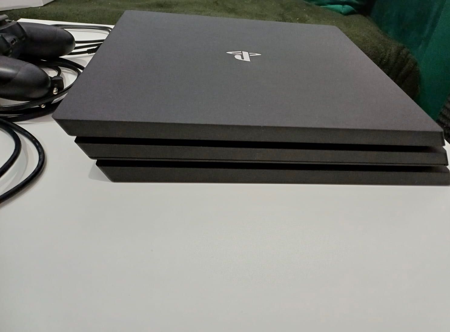 Konsola PlayStation 4