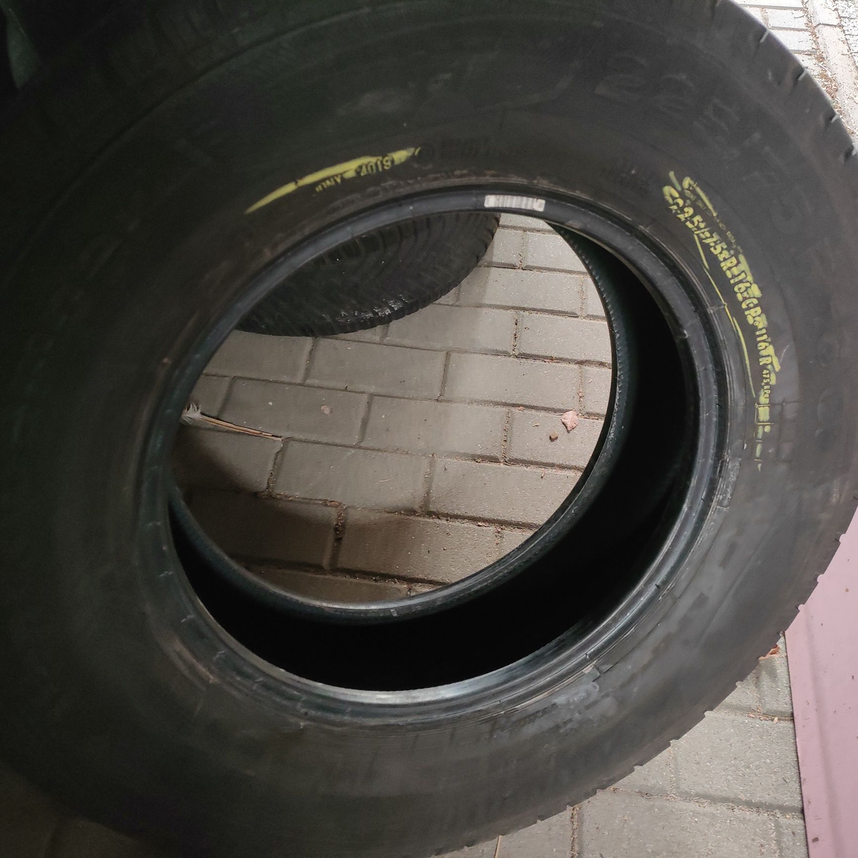 1x Continental VancoCamper 225/75R16 CP 116R 1 sztuka letnia