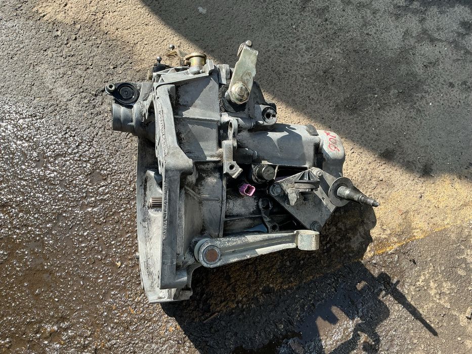 Caixa de velocidade Peugeot 206 1.1 gasolina Ref: 20CP 80