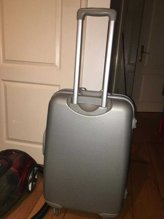 Mala viagem grande da Benetton optimo estado