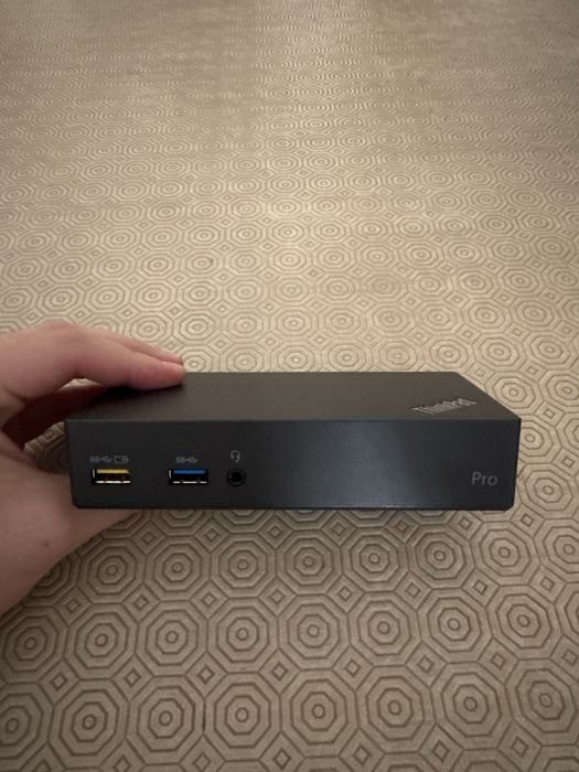 Thinkpad Pro Dock USB-A (Vendo só carregador por 20€) (URGENTE)