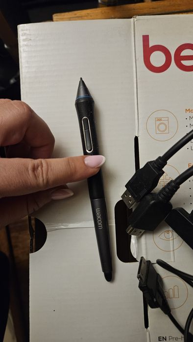 Wacom Cintiq 13HD (DTK-1300) графический планшет монитор