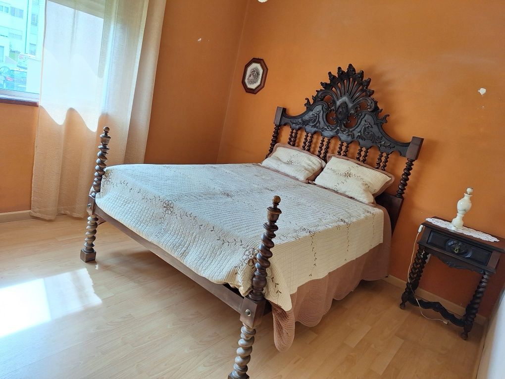 Apartamento t3 com 2 casas banho e lugar garagem