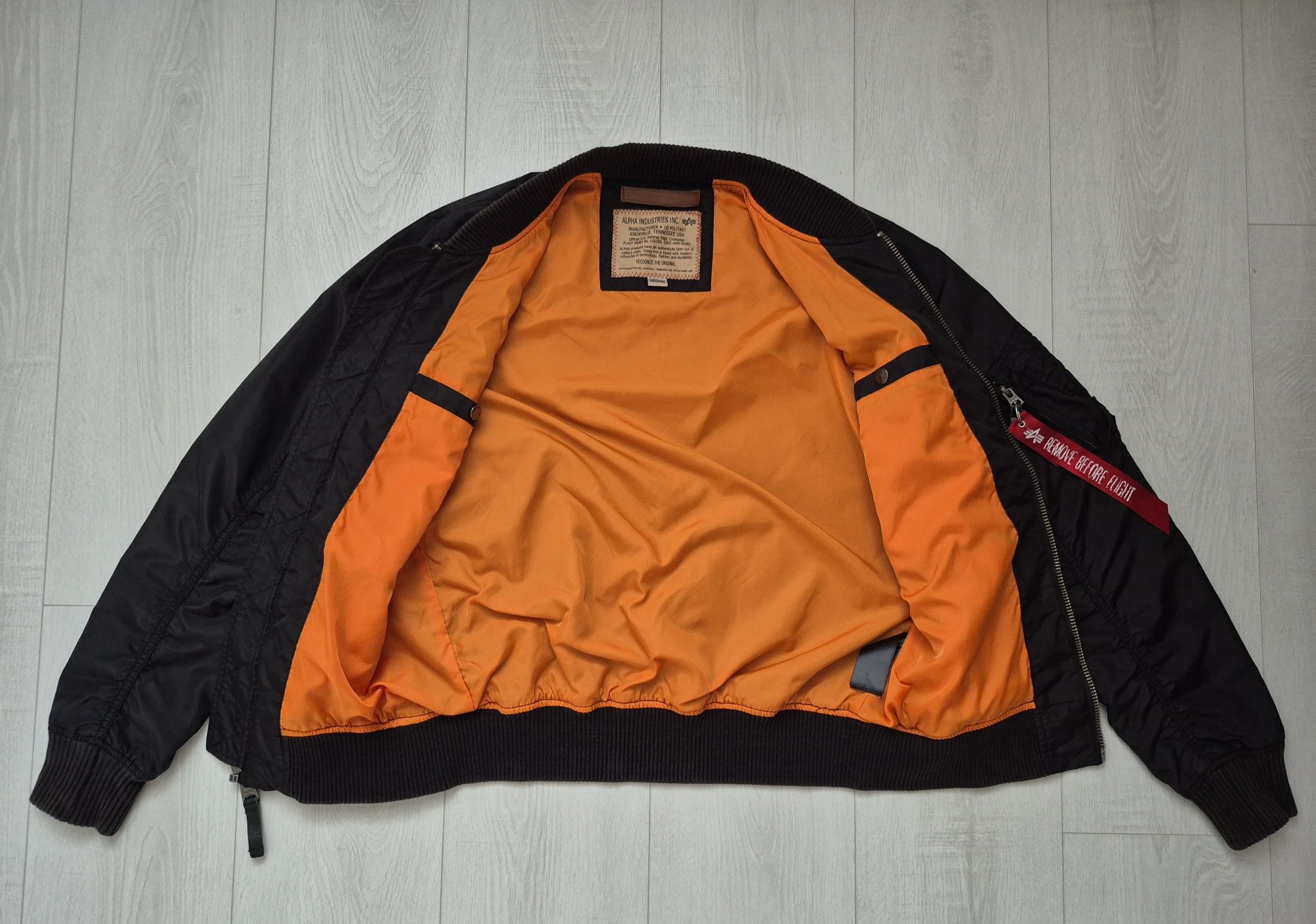 Бомбер Alpha Industries MA-1