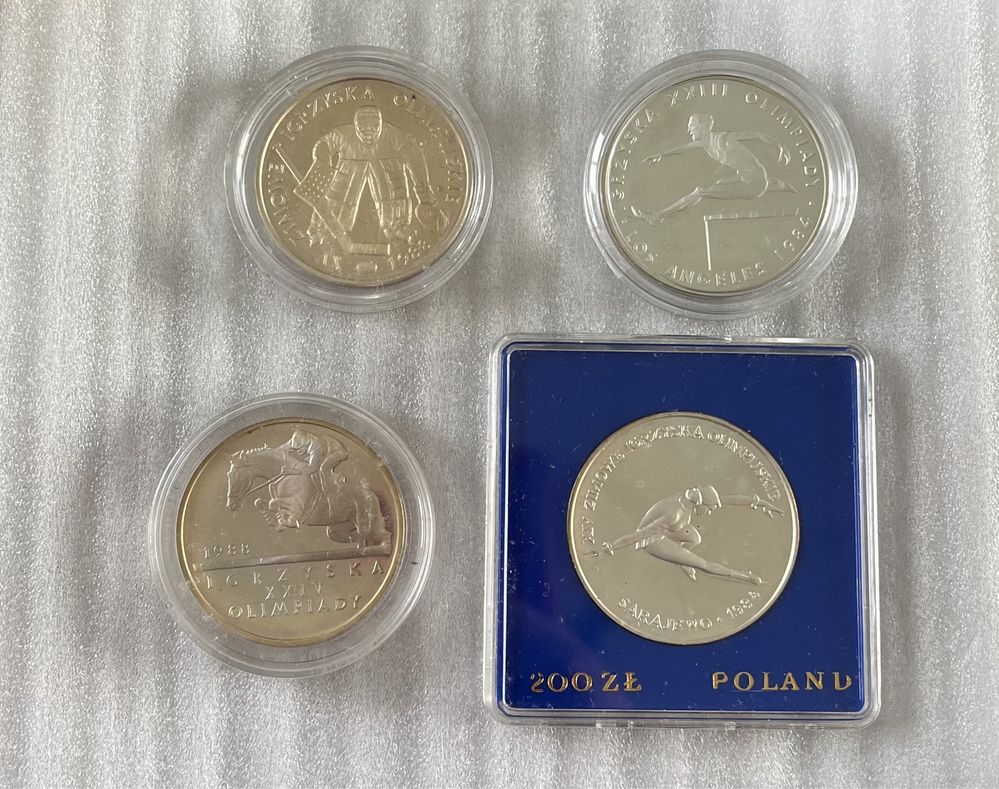 Zestaw srebrnych monet 500 złotych 1987 i 200 zł 1984