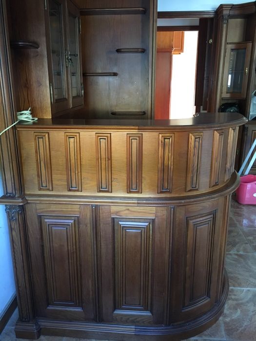 Bar em madeira como novo (vendo ou troco)