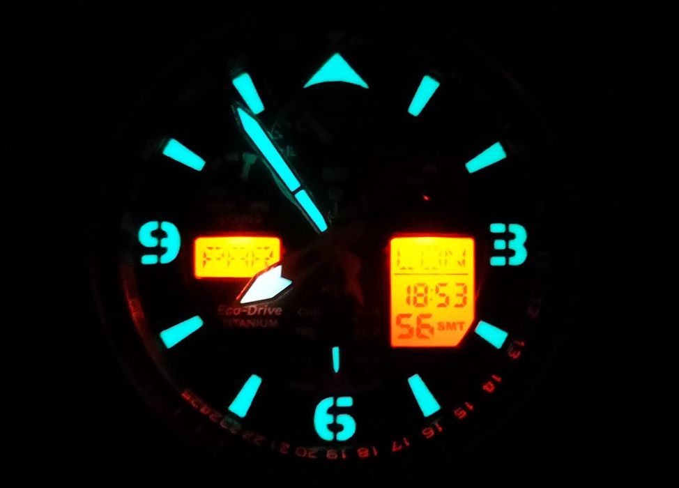 Nowy radiowy tytanowy zegarek Citizen Promaster SKY EcoDrive JY8100-80