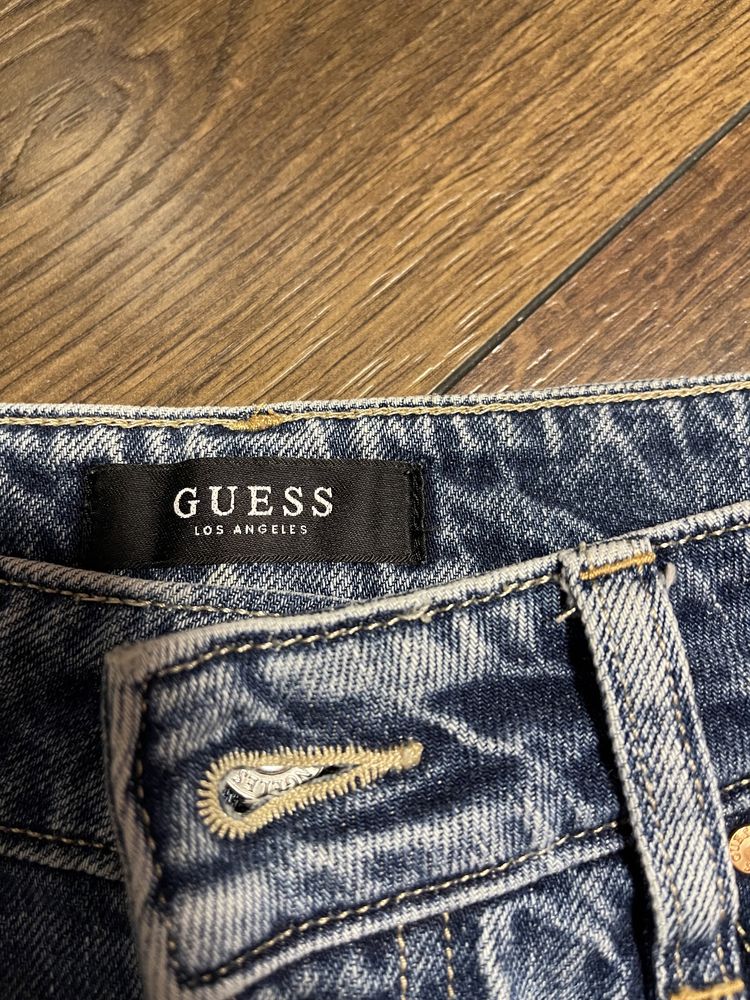 Джинсовые шорты  guess