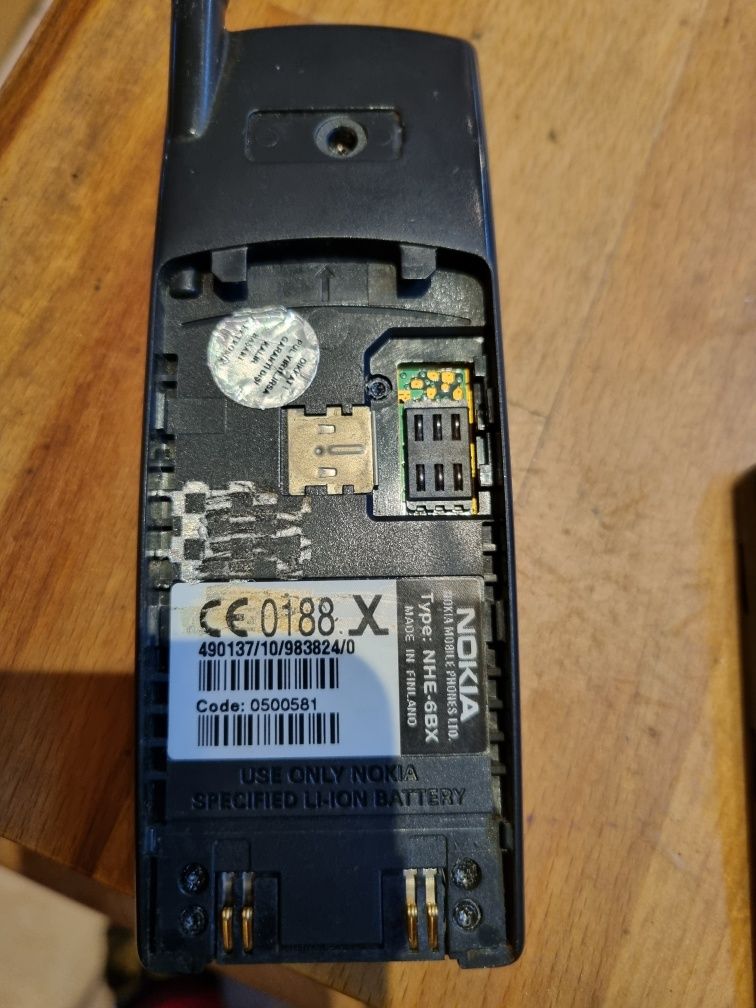 Nokia 8110 banan