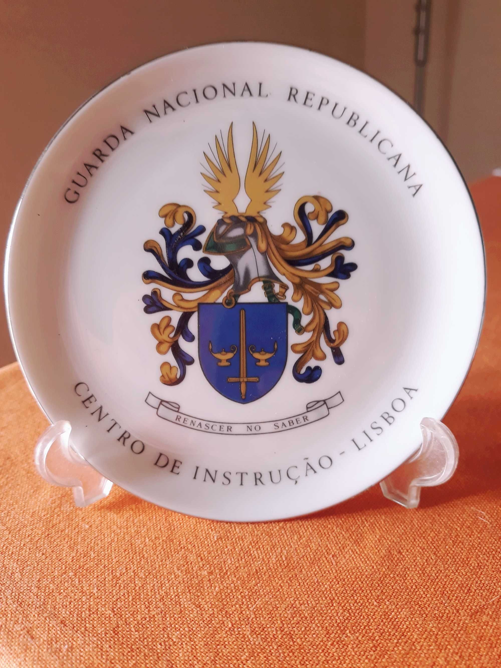 Pratos porcelana G.N.R