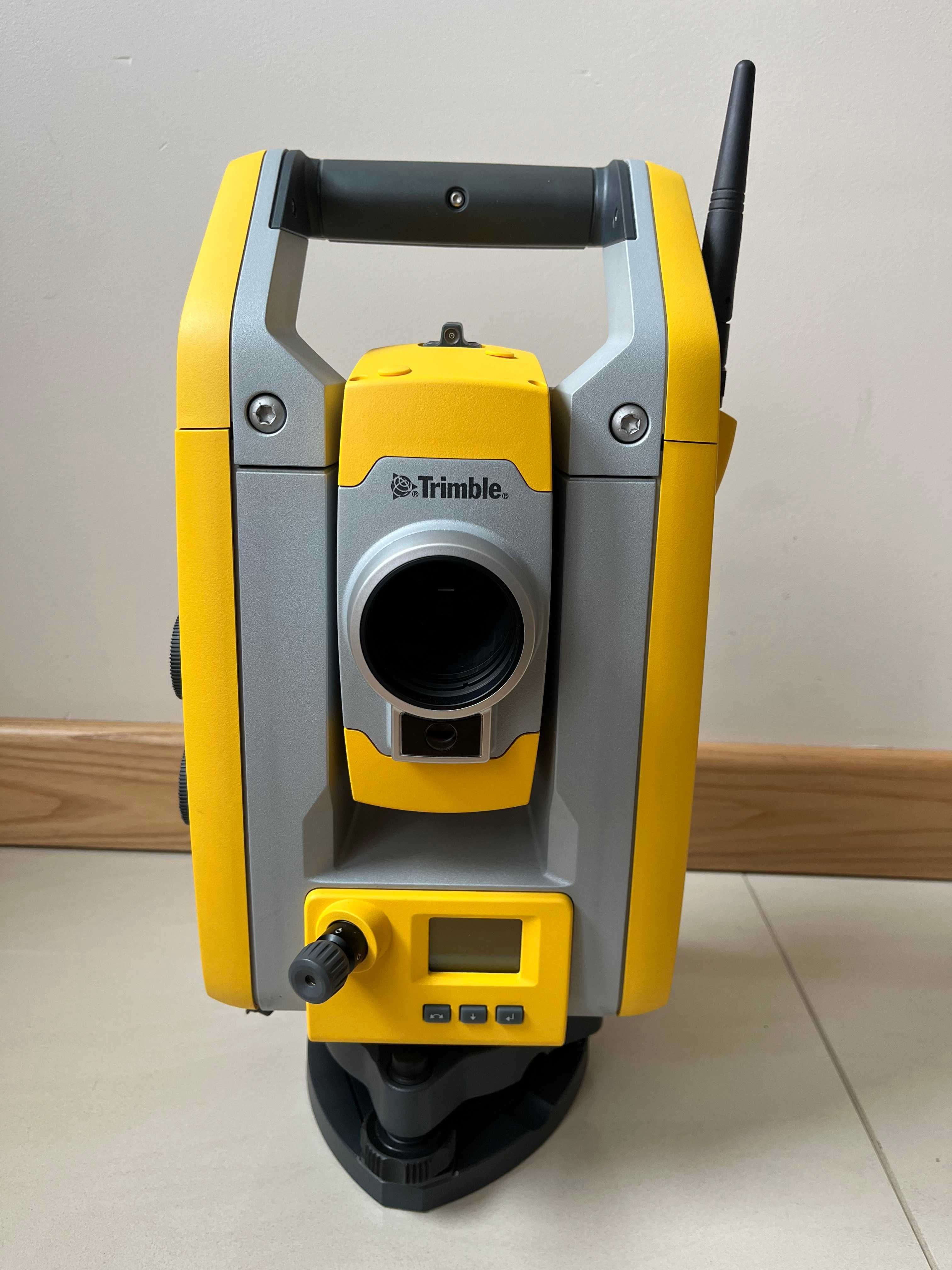 Tachimetr robotyczny Trimble S5 5" DR PLUS