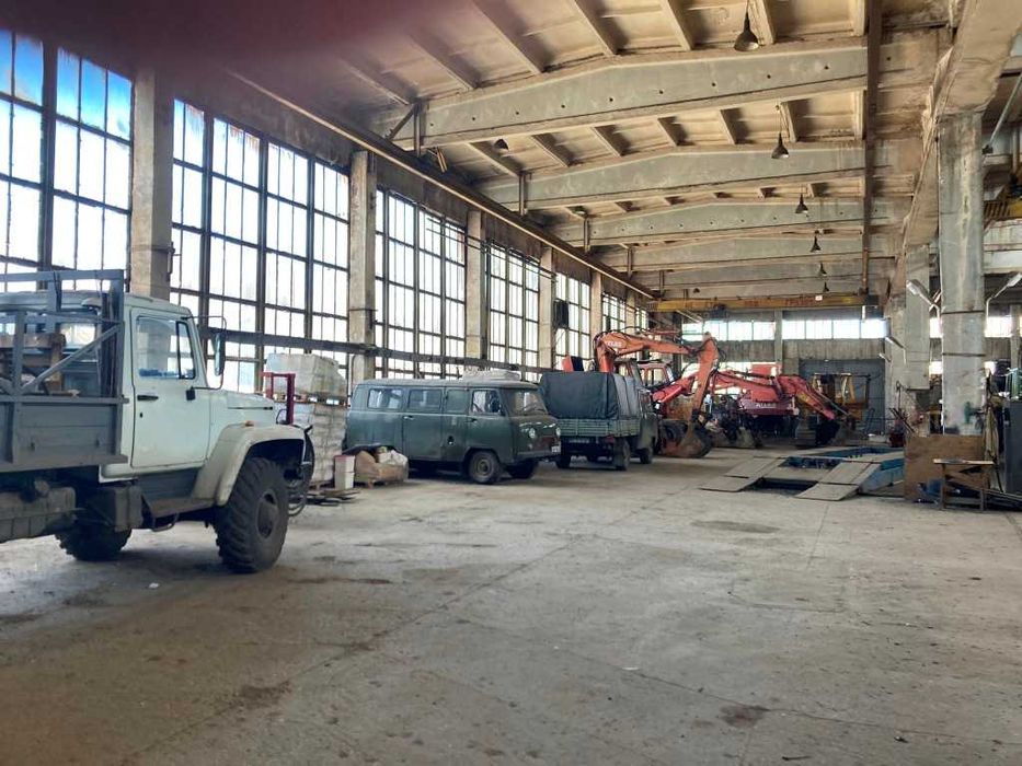 Продам діючу базу в місті Вінниця.