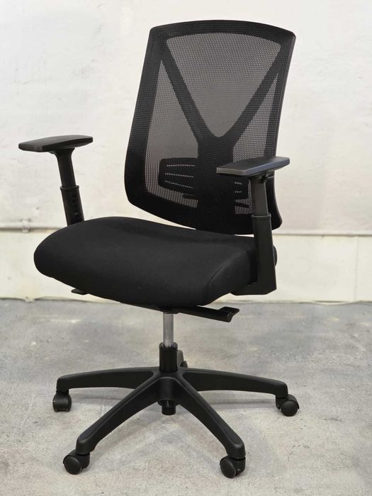 Krzesło obrotowe czarne do biurka / TRANSPORT GRATIS