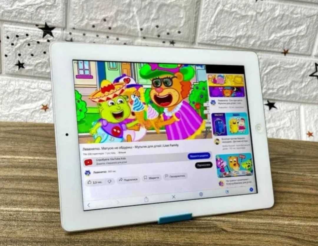 Планшет Apple iPad 32 ГБ