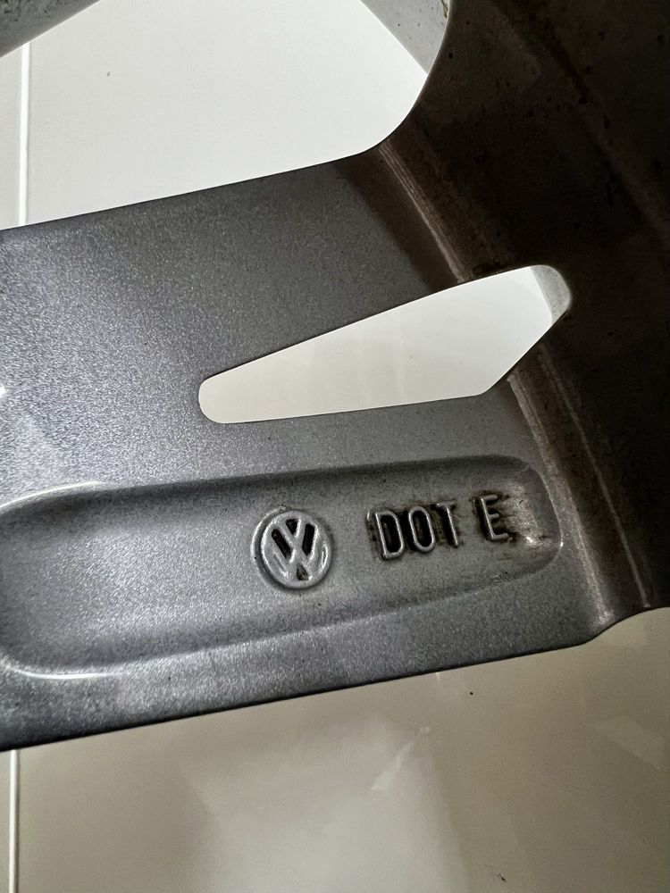 Pojedyncza alufelga OE VW Volkswagen T-ROC 2GA. 5x112, 7J, ET 45. ORI