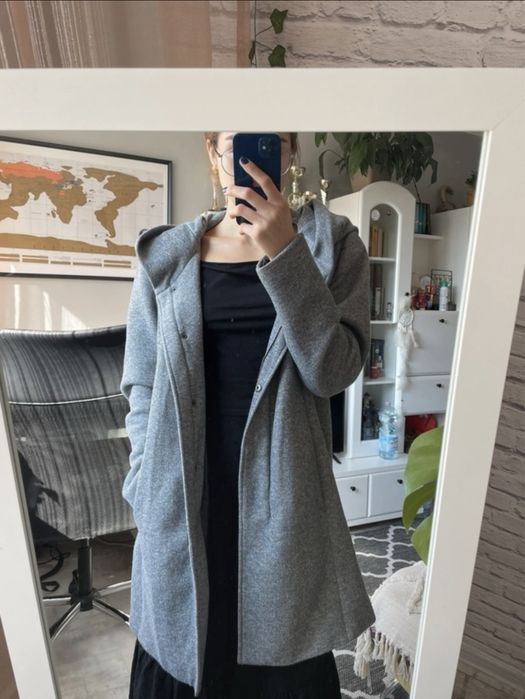 Wiosenny płaszcz damski Vero Moda
