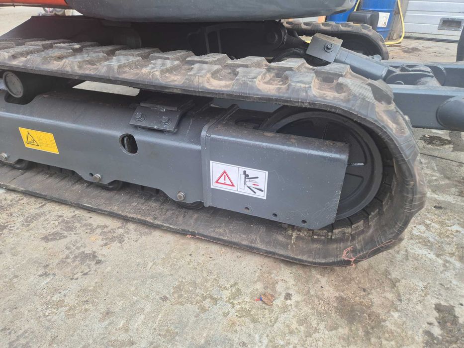 Minikoparka kubota u35