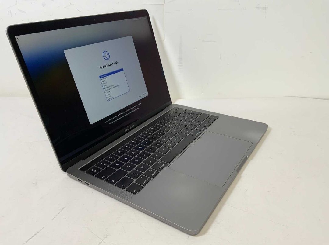 MacBook Pro 13" I7 16Gb 256 SSD Defeito Touchbar