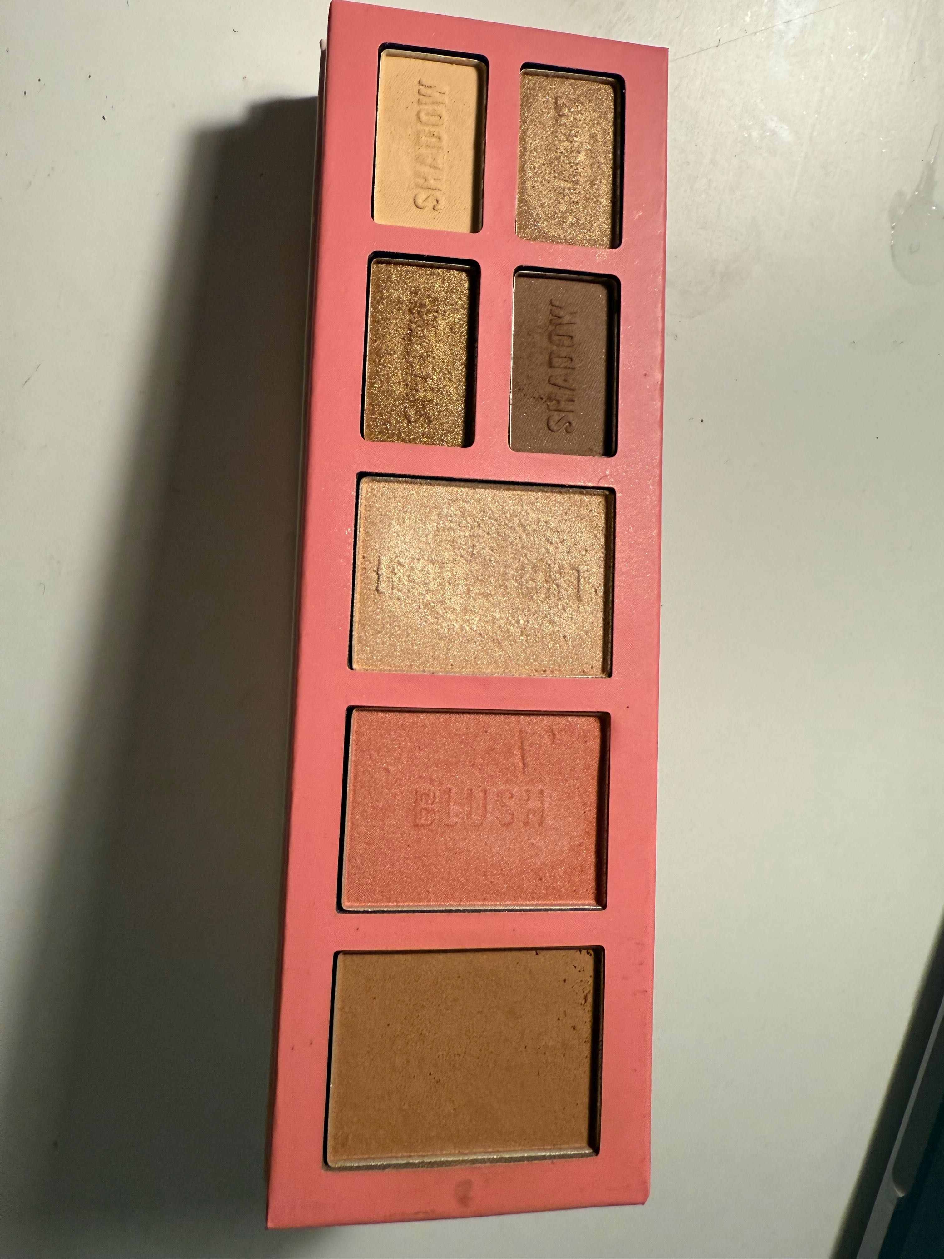 Essence Bloom Baby, Bloom! – paleta do twarzy i oczu (limitka)