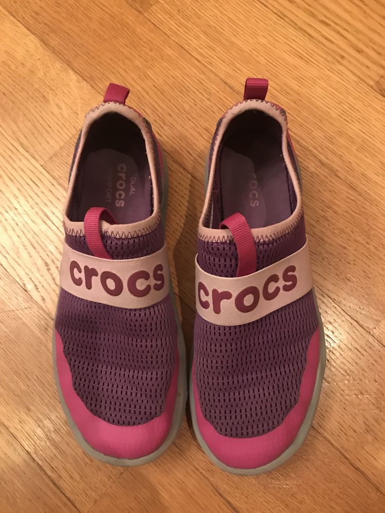 Мокасины Crocs размер j3