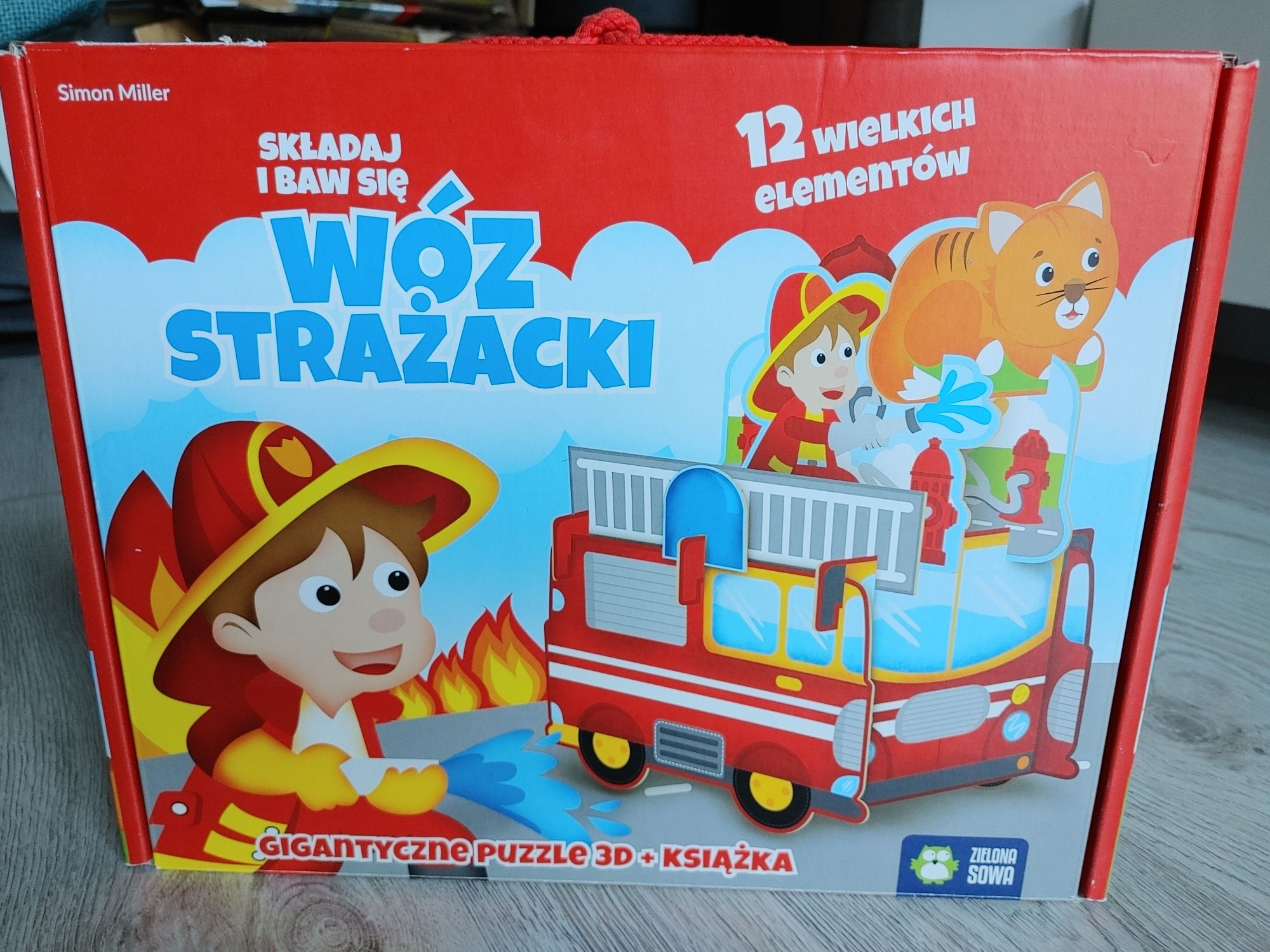 Duże puzzle 3d + książeczka, wóz strażacki, stan bdb