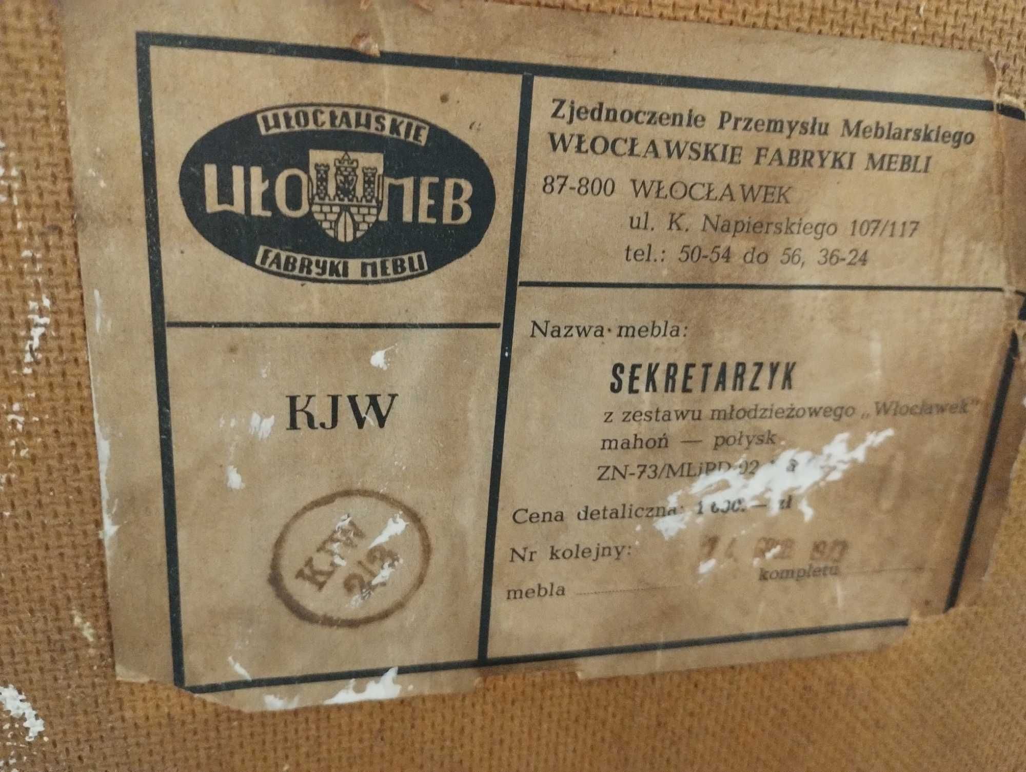 Sekretarzyk z rozkładanym biurkiem/stolikiem z 1973r.