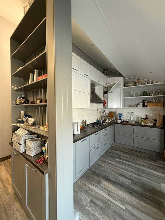 Продаю 3 кім. квартира в Австрійському Люксі з ремонтом та меблями