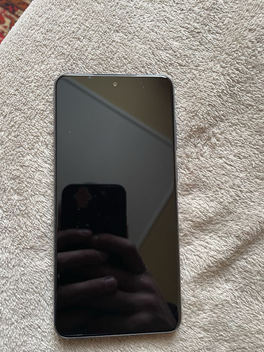 Продам телефон самсунг s21 Fe