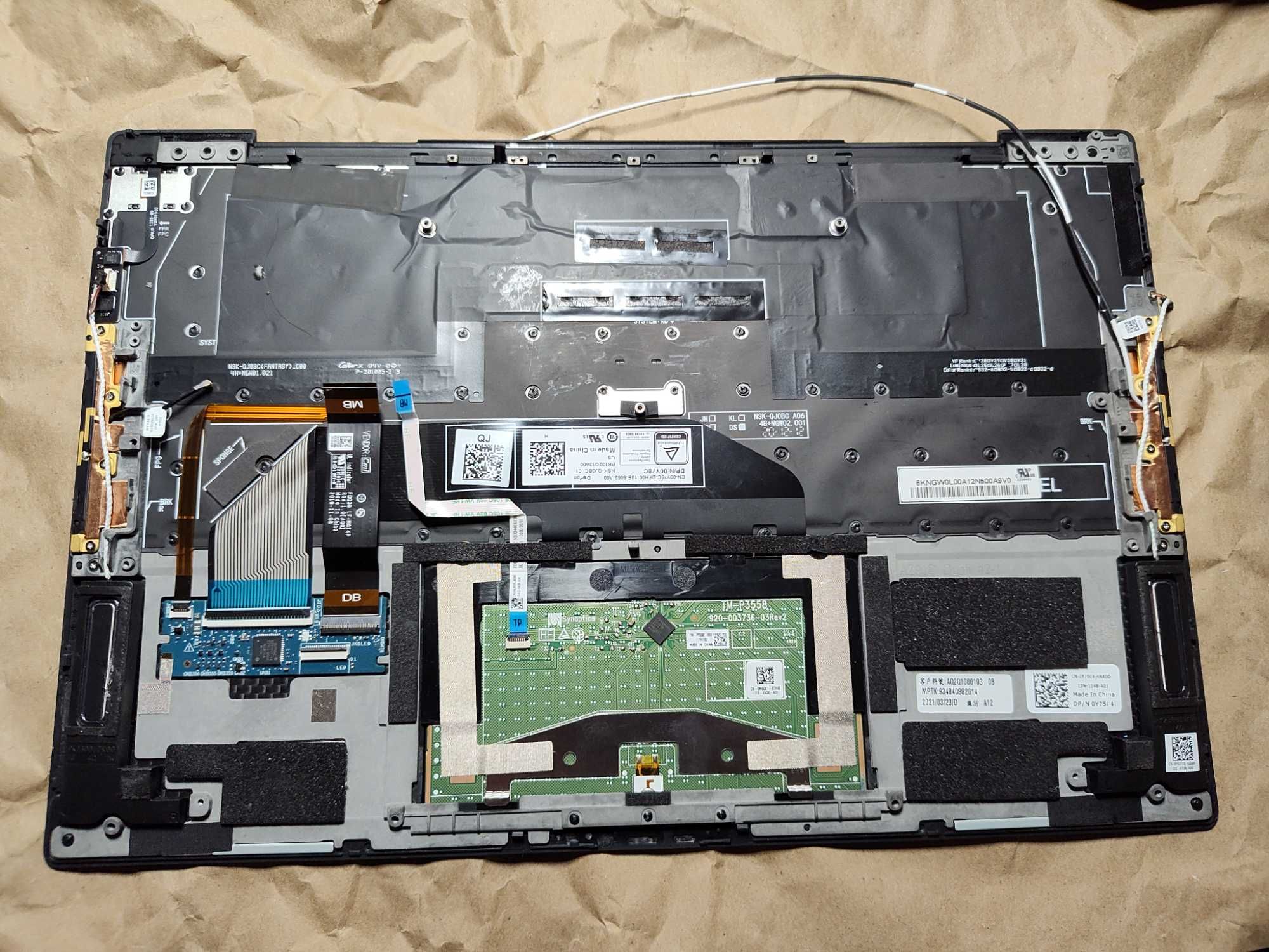 Корпус топкейс, палмрест для ноутбука Dell XPS 13 9310