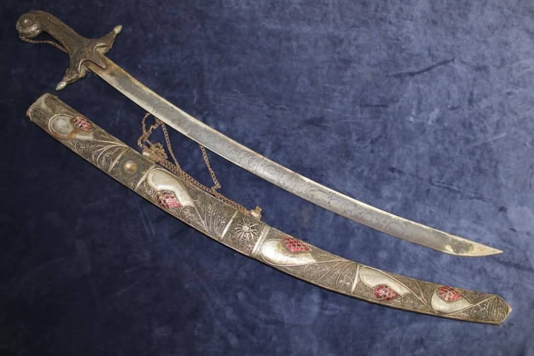 Grande sabre árabe de cerimónia