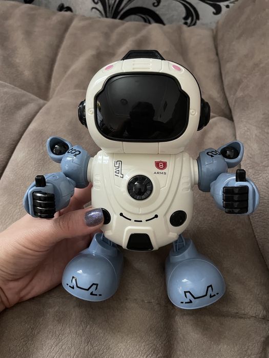 Робот танцюючий зі звуком та світлом, робот со звуком