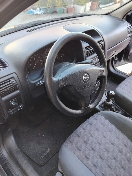 Opel Astra 1.2 G CC 2002