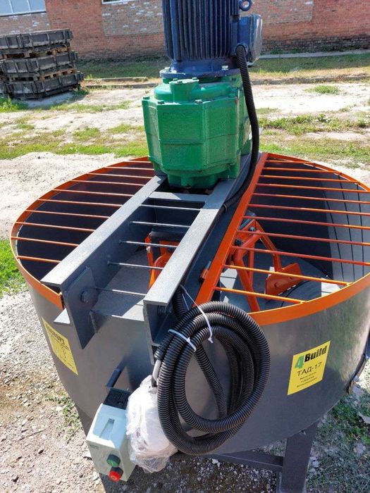 Бетоносмеситель принудительный, растворосмеситель, бетонозмішувач