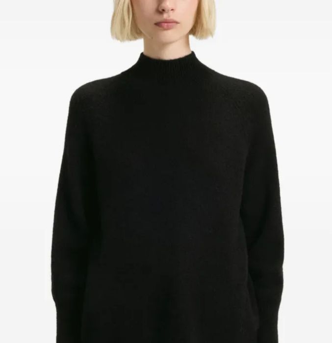 Mrs&Hugs тоненький свитер оверсайз шерсть кашемир с/м