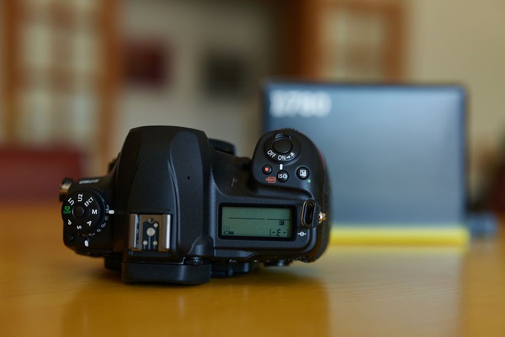 Nikon D780 (Corpo) - Como nova.