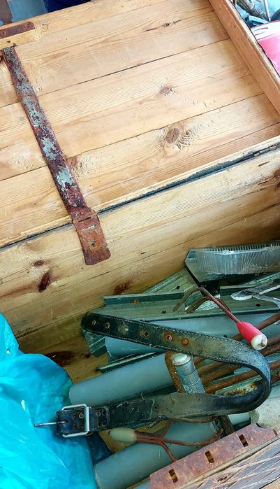 Сундук 78×38×33 см старинный с медной отделкой