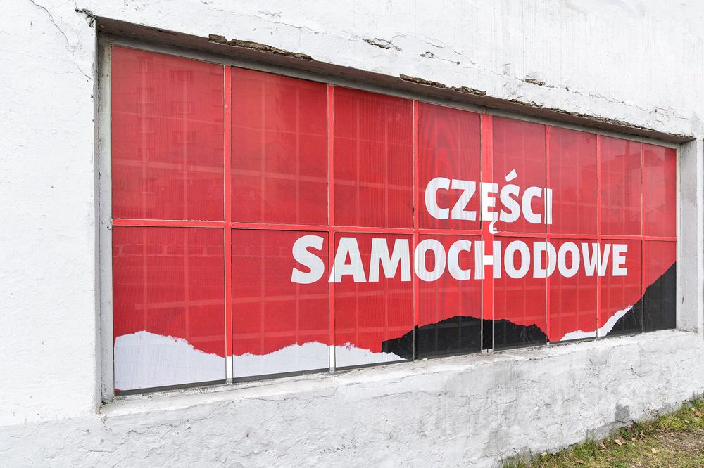 Profesjonalne Oklejanie Szyb, Witryn, Ścian i Powierzchni