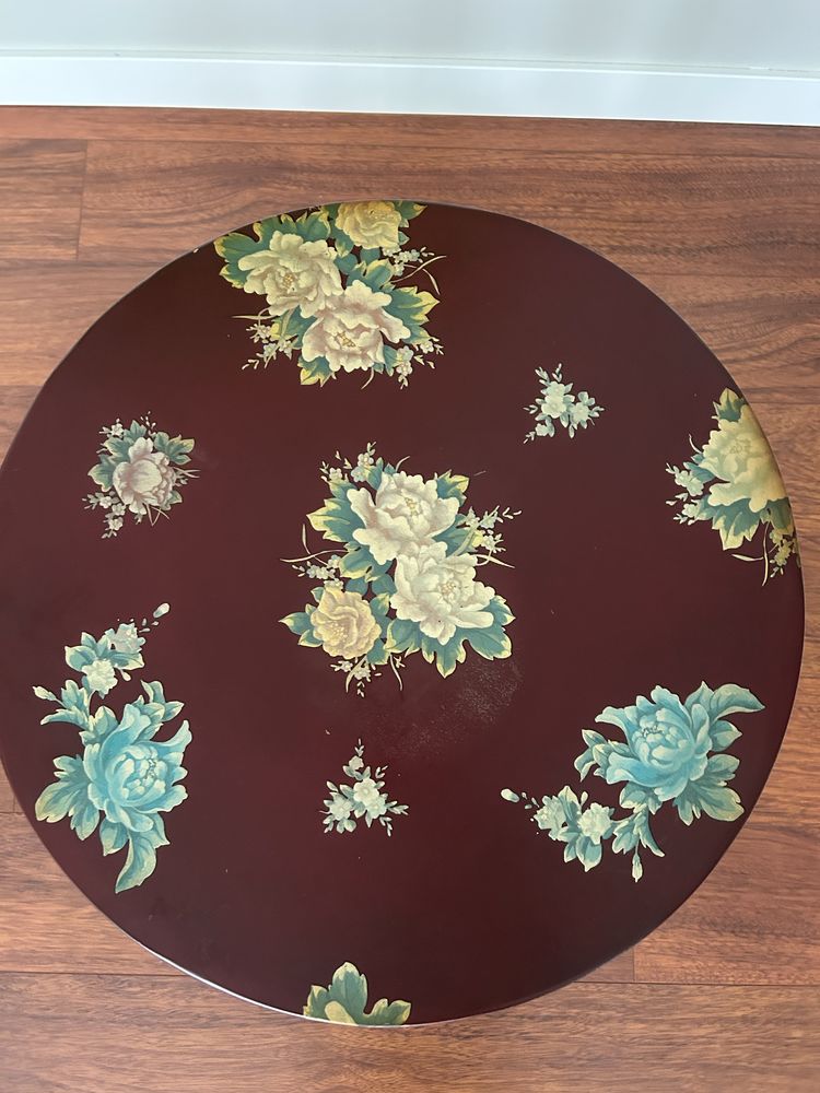 Mesa de apoio asiática