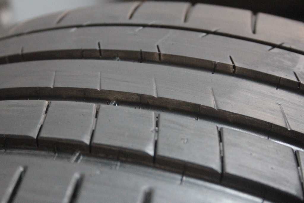 275/35/19 Michelin Pilot Super Sport 275/35 R19 100Y XL 2022r