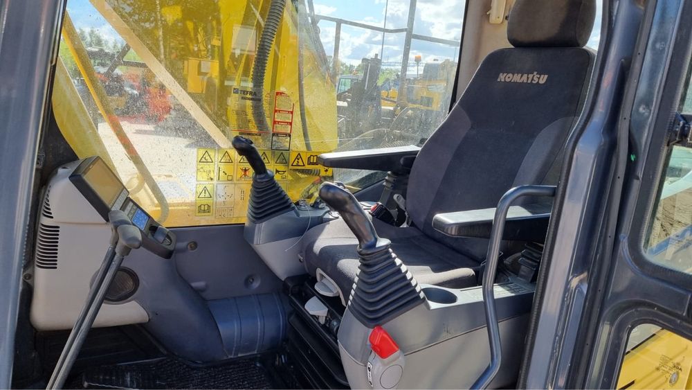Продам экскаватор Komatsu PC 210 LC , 2018 г