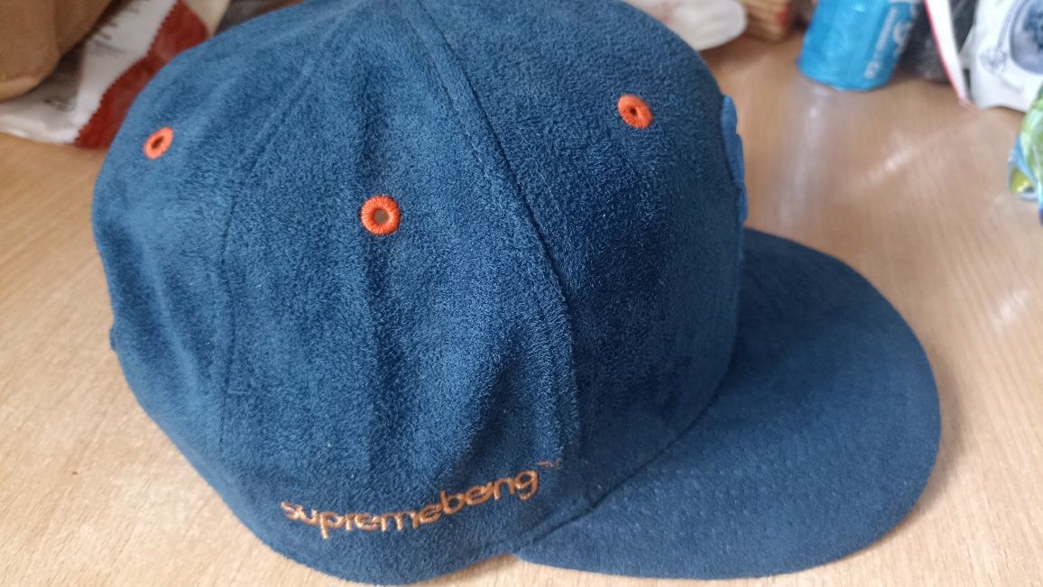 New era snapback cap.Supremebeing