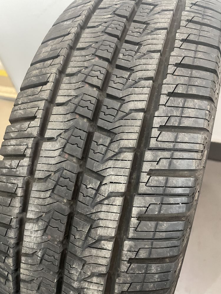 195/70 R15C Continental VanContact 4 Season