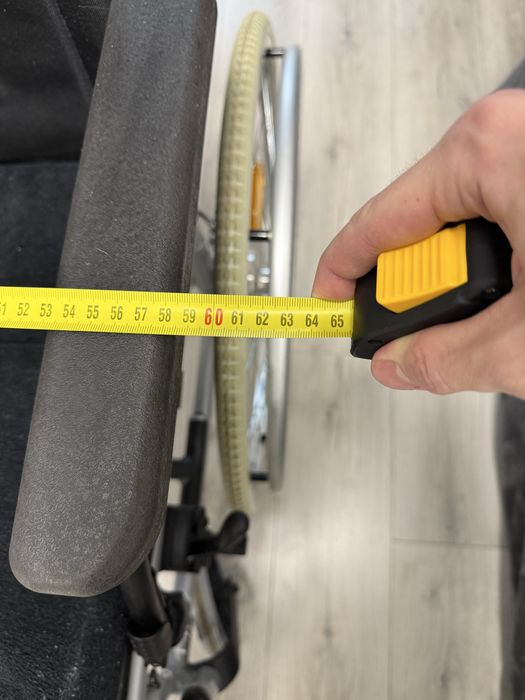 Складний інвалідний візок Breezy | Инвалидная коляска