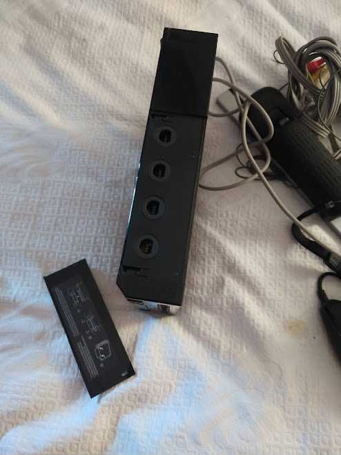 Consola Nintendo Wii com acessórios a funcionar, oferta de 1 Jogo/112