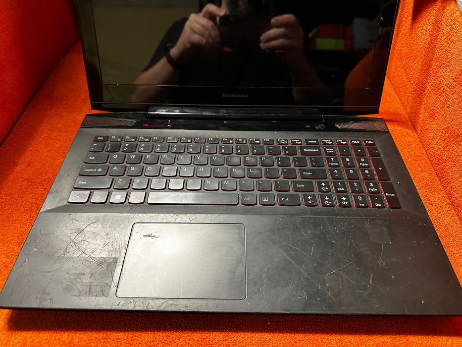Laptop lenovo dla graczy i5 16 RAM 500 ssd samsung