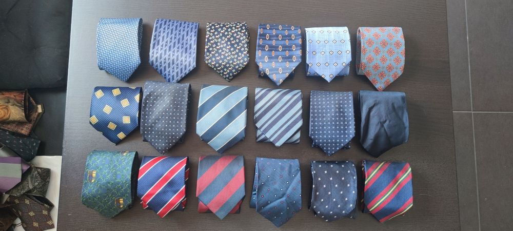 Gravatas - diversas marcas