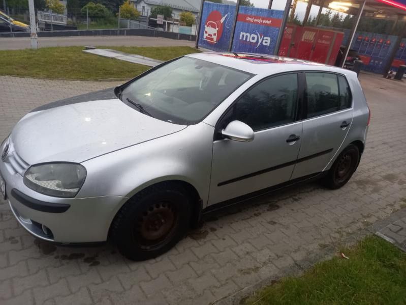 VW Golf V 2004 1.4 benzyna 55kw