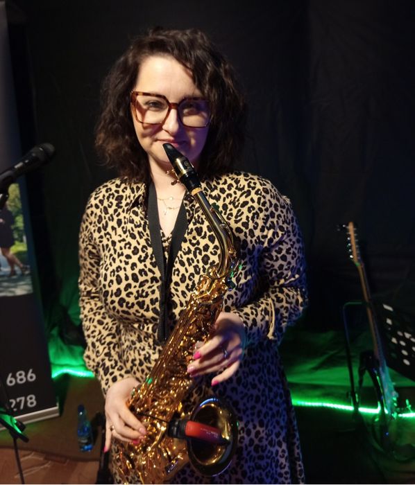 Wokalistka wodzirejka szuka zespołu weselnego