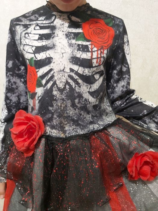 Платье на хеловин на 9-10лет.